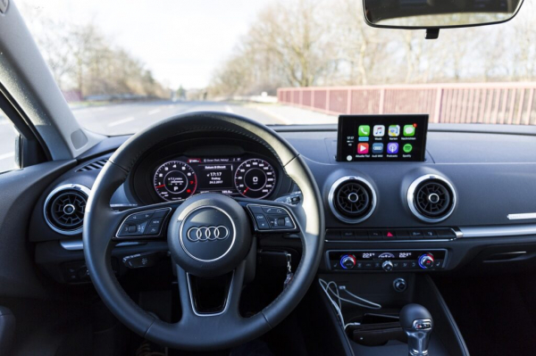 Рейтинг лучших микроадаптеров для беспроводного подключения CarPlay и Android Auto в 2025 году